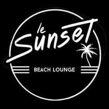Le Sunset Beach lounge